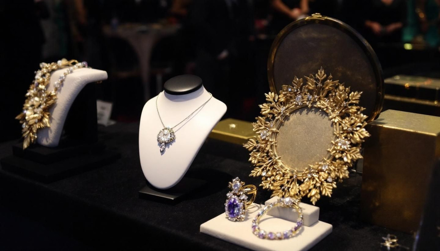 Explorer les styles de bijoux portés par les célébrités